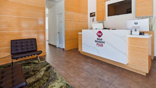 Best Western Plus Glendale image 6